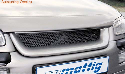 Решетка радиатора Opel Omega B