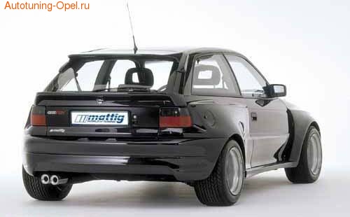 Бампер задний Opel Astra F в стиле Extrem