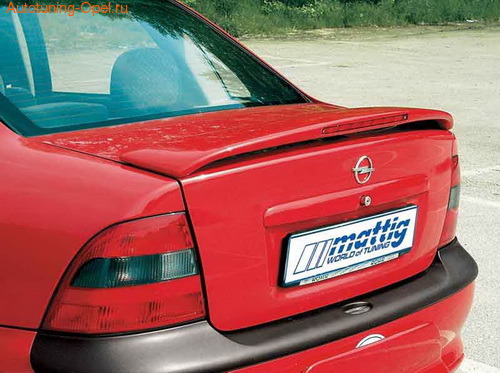 Спойлер задний Opel Vectra B с третьим дополнительным стоп-сигналом