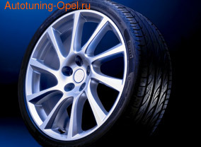 Шины летние Vredestein Ultrac Sessanta 225 / 40 R18 92Y с литыми дисками Irmsher в стиле Turbo Star Exclusiv-Design 8 x 18 ET 46 LK 5x105 для Opel Astra J