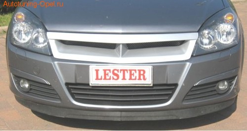 Решетка радиатора Opel Astra H Хэтчбек, Универсал (дорестайлинг)