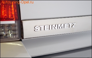 Эмблема Steinmetz для автомобилей Opel хромированная
