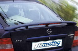 Спойлер задний Opel Vectra B с третьим дополнительным стоп-сигналом