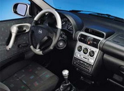 Комплект отделки приборной панели и салона Opel Corsa B, Opel Tigra в стиле Alu-Look для машин без отопления сидений, с электрозеркалами и с электроподъемниками стекол