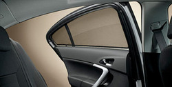 Защитные шторки на боковые окна Opel Insignia Хэтчбек