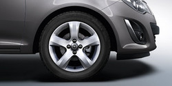  R16    5   Opel Corsa D 4100