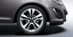   R17    5    Opel Corsa D 5110