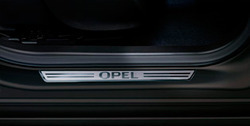 Накладки на пороги Opel Astra J Хэтчбек, Седан, Sports Tourer, Opel Meriva B, Opel Zafira Tourer в стиле OPC Line передние